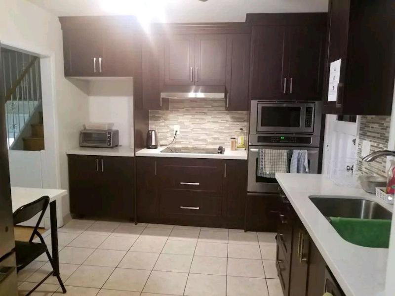 טורונטו Private Rooms 5 Min Finch West Subway - York University מראה חיצוני תמונה
