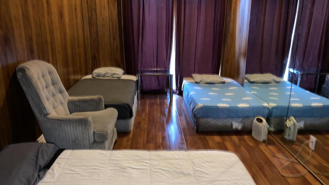 טורונטו Private Rooms 5 Min Finch West Subway - York University מראה חיצוני תמונה